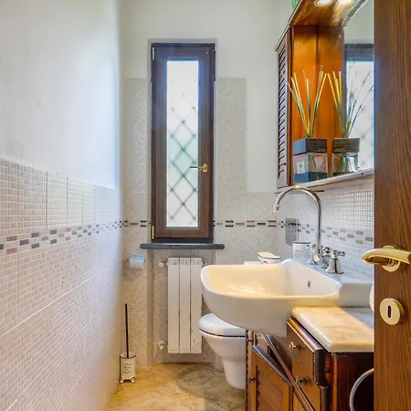 Dimora Amodio 3* Camaiore
